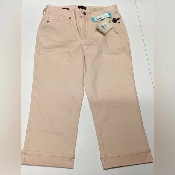 NWT NYDJ Marilyn Capri Straight Leg Jean Pink. Size 8 - Picture 4 of 7